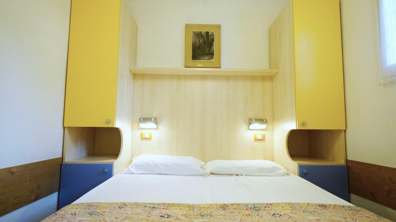 Bungalow Logonovo Lido di Spina Eksteriør billede